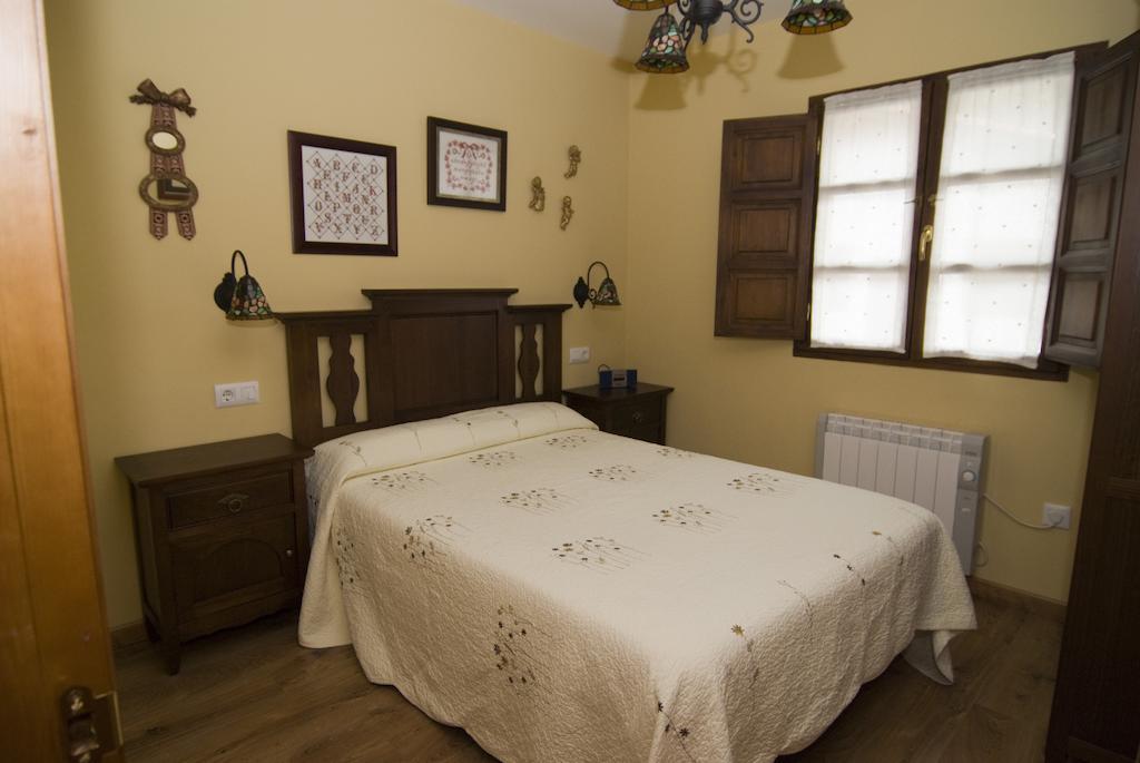 Casa Les Pedroses Διαμέρισμα Campiellos Δωμάτιο φωτογραφία